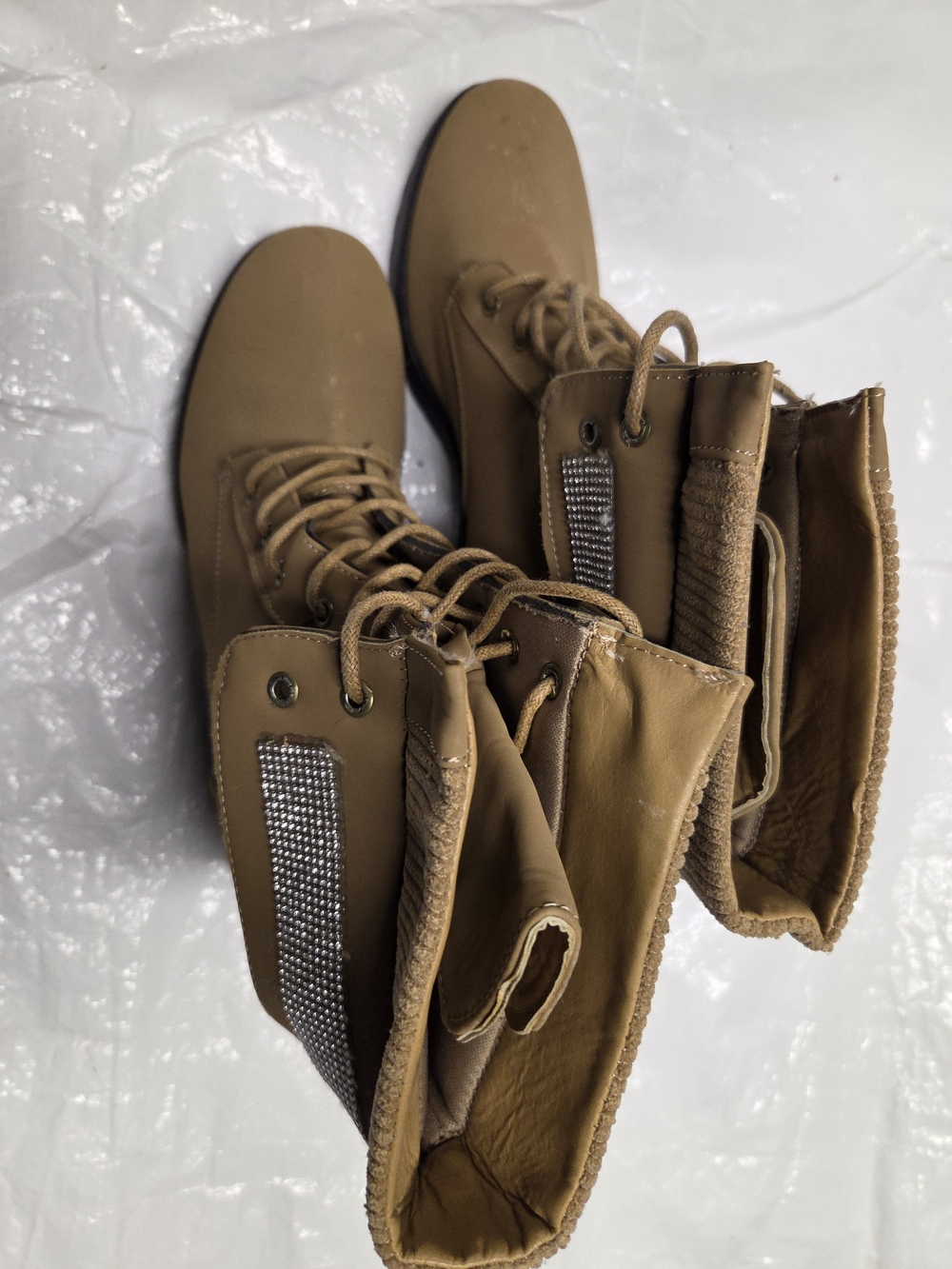 Source Unknown Tan Lace-Up Women's Combat Boots